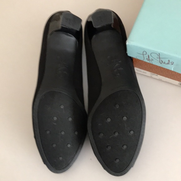 Life Stride Stylish Black Peep-Toe Flats. Size 8 M - Picture 9 of 9